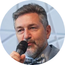 Константин Синюшин