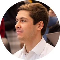 Антон Ефимов