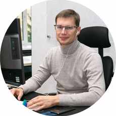 Илья Макаров