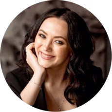 Юлия Дерунова