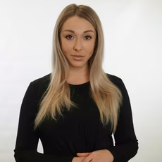Ханна Изотова