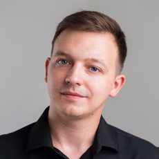 Максим Логинов
