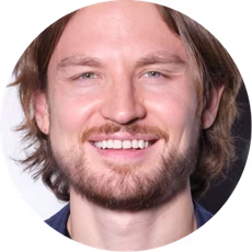 Евгений Савельев