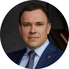 Владимир Антонов
