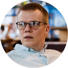 Виктор Плотников