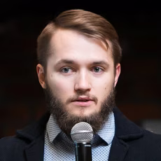Петр Толочков