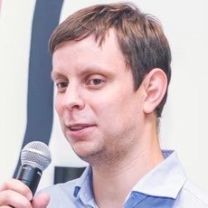 Иван Иванов