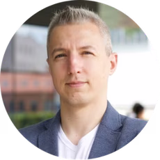Роман Алиев