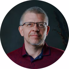 Александр Тарасов