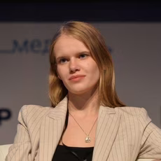 Алина Качанова