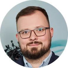 Антон Пономарев