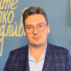 Артур Коломиец