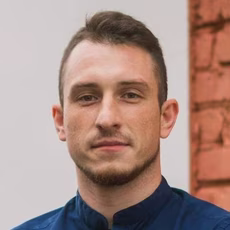 Илья Русаков