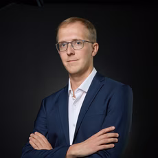 Дмитрий Хомутов