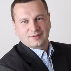 Дмитрий Лазаричев