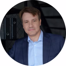 Антон Коваленко