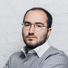 Яков Пеер