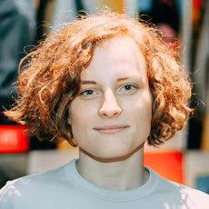 Анна Есакова