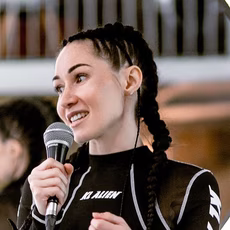 Алла Арис