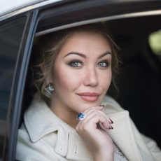 Анна Неустроева