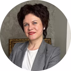 Юлия Комарова