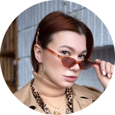 Лена Голова