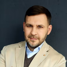 Максим Василенко