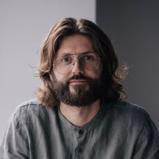 Евгений Шольчев
