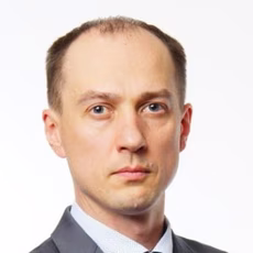 Роман Макаров