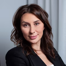 Алина Бажулина