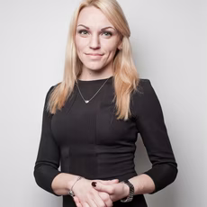 Оксана Момит