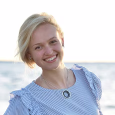 Елена Ленена