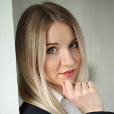 Анна Шувалова