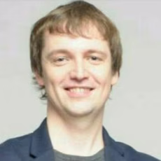 Михаил Попов