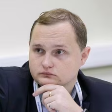 Александр Петров