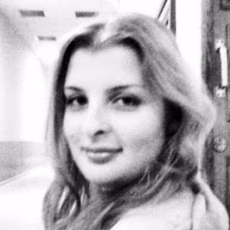 Полина Непряхина