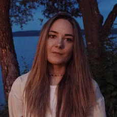 Юлия Тарасова