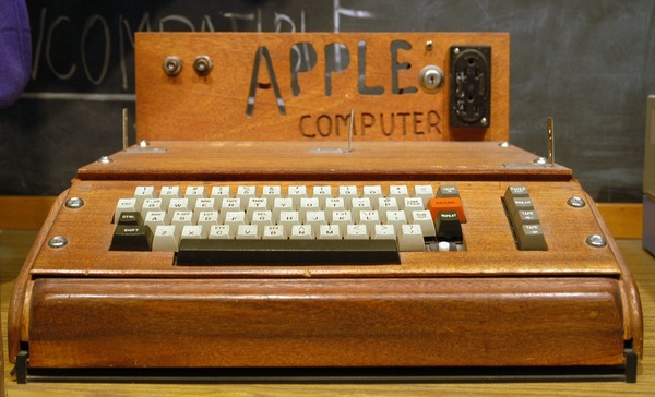 Фото 5 Галерея: как выглядела Apple до своего мирового господства