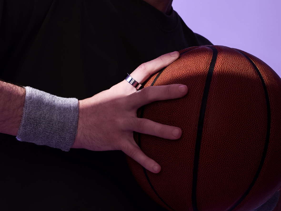 Ответ Oura и Samsung: Сбер выпустил первое на российском рынке умное кольцо