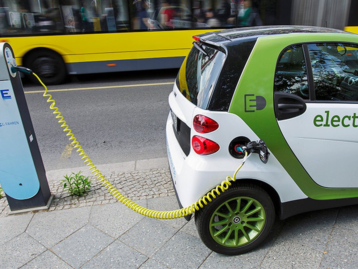 «Россети» построят первую федеральную сеть заправок для электрокаров