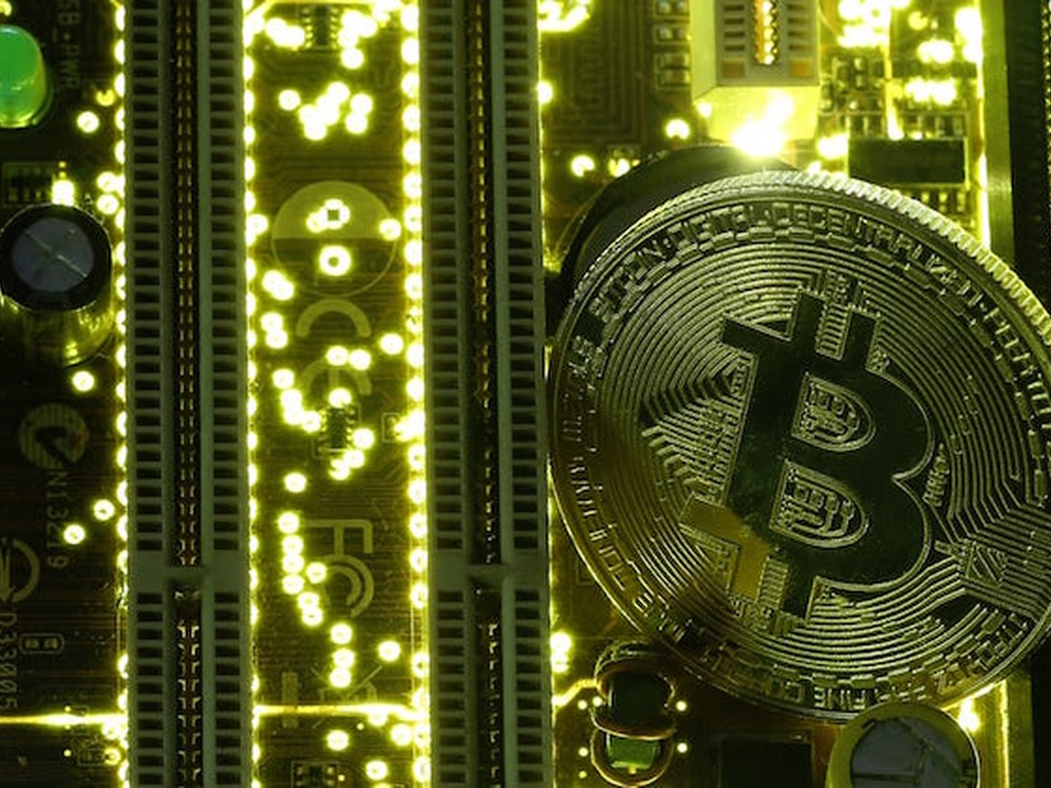 Всё, что вы хотели знать о биткоине, но боялись спросить