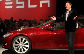 Акции Tesla упали на фоне слухов о переговорах фонда из Саудовской Аравии с конкурентами компании