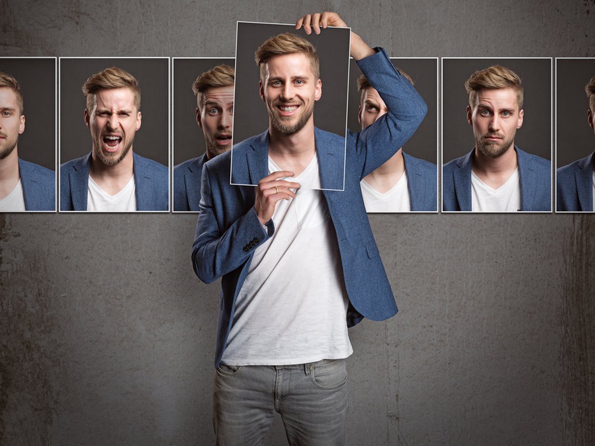 Улыбка, скрывающая боль: почему алгоритмы не умеют различать настоящие эмоции