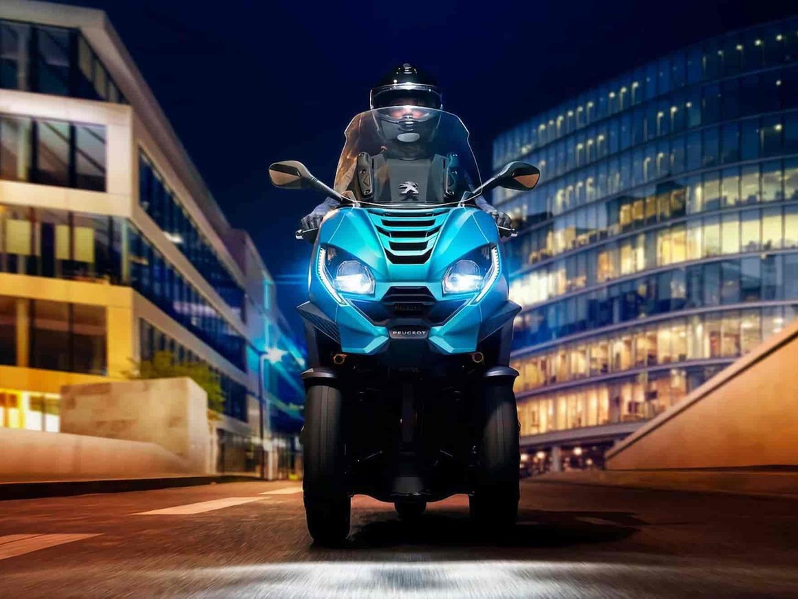 Трехколесный скутер Peugeot будет стоить как новая Hyundai Creta