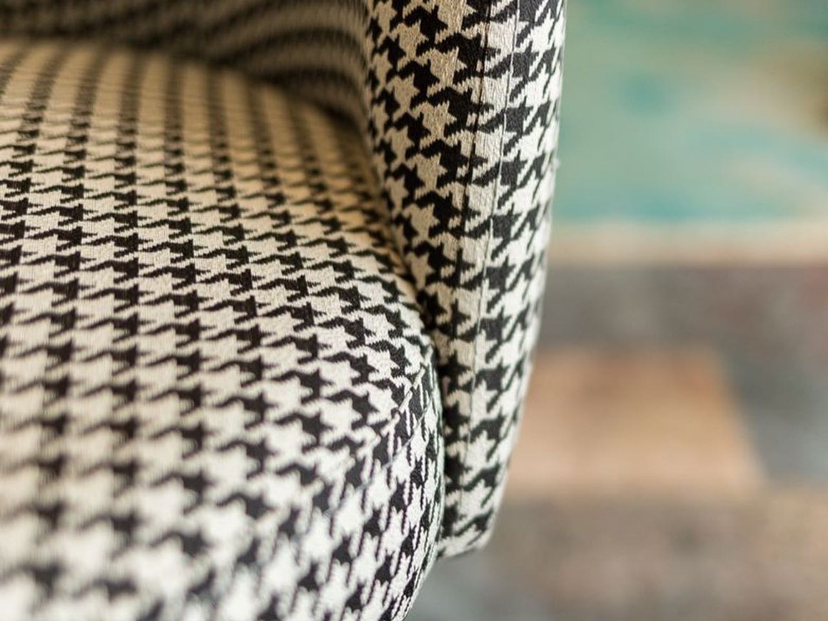 Клиенты мебельного бренда Modernist месяцами не могут получить свои заказы и вернуть деньги: что происходит