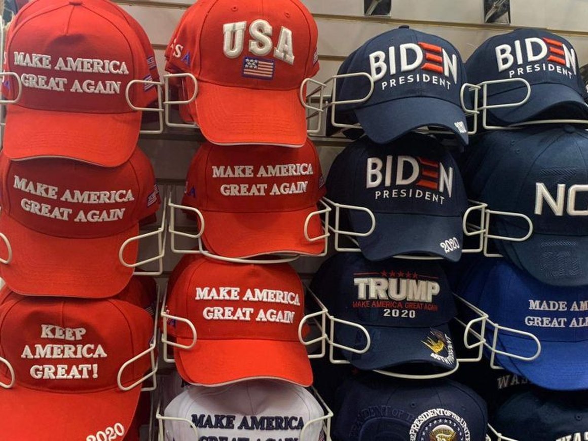 Байден vs Трамп: мерч-баттл