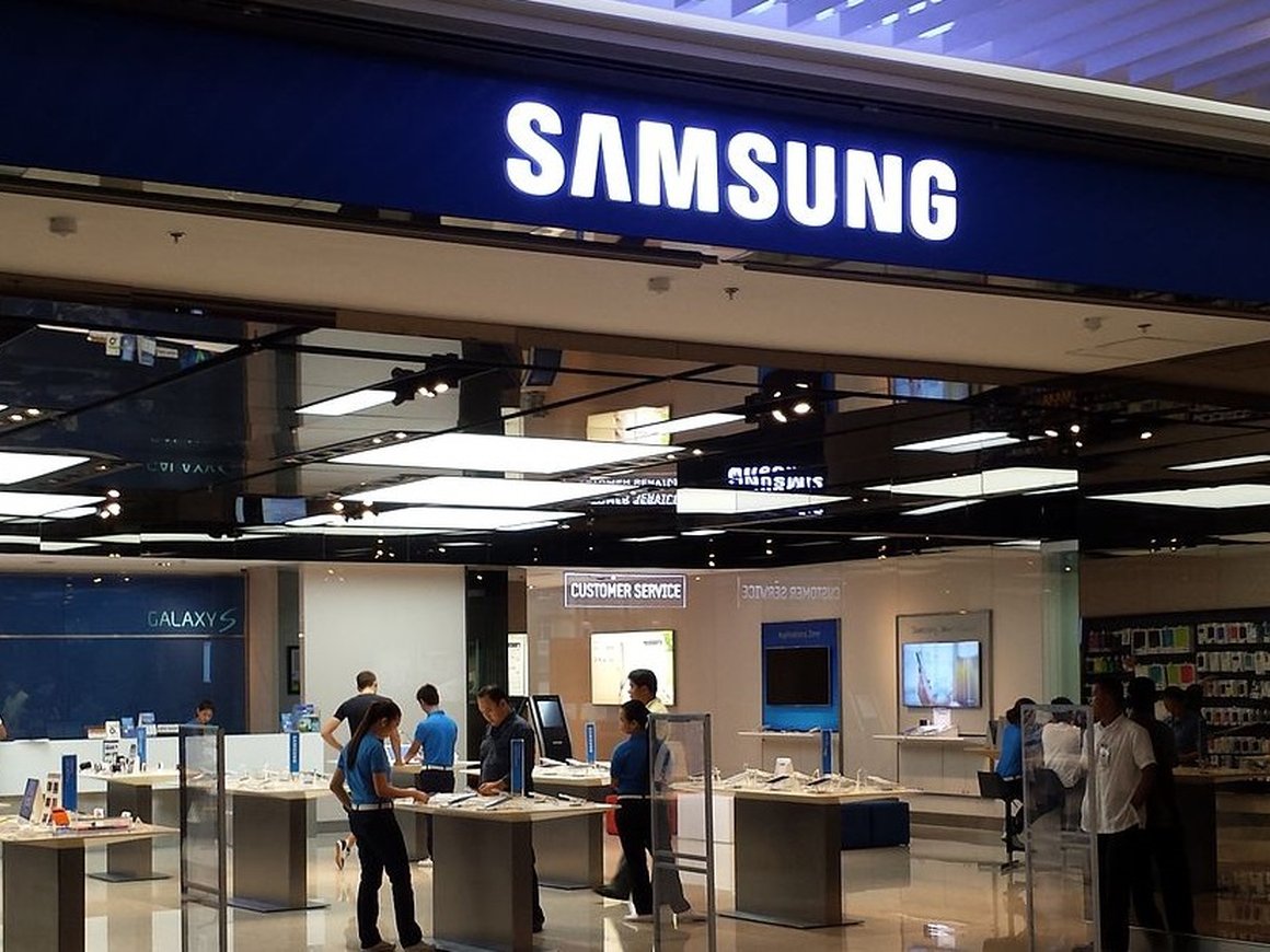 Samsung представил модуль памяти для телефонов объемом 1 TB