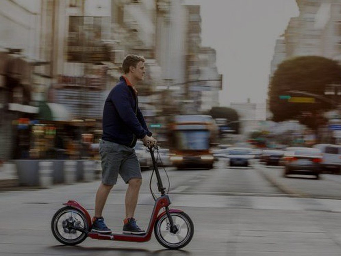 Uber предложит клиентам использовать электросамокаты и велосипеды для коротких поездок