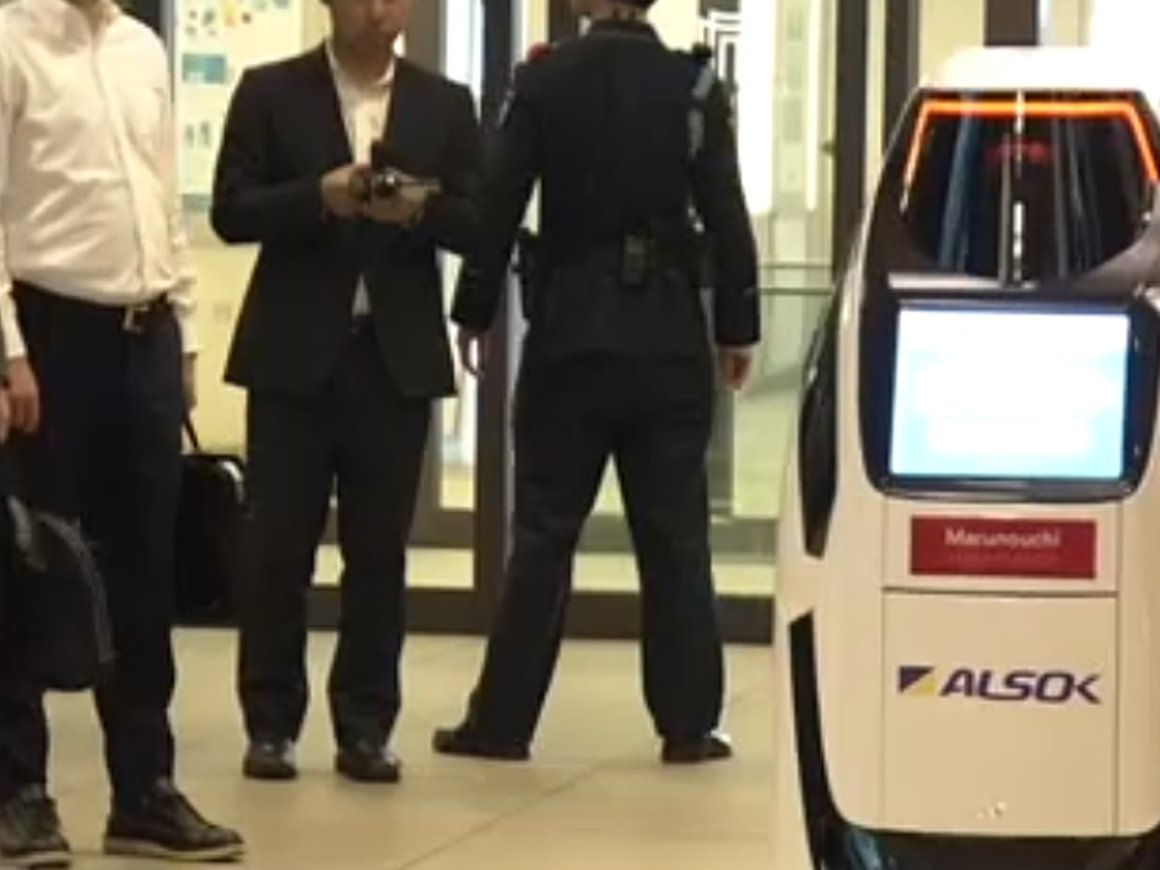 В метро Токио проведут эксперимент по использованию роботов для помощи пассажирам