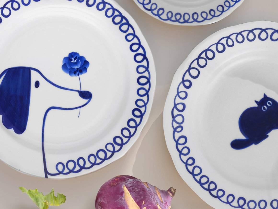 «Яндекс» и Гжельский фарфоровый завод выпустили коллекцию посуды по мотивам сказки про репку